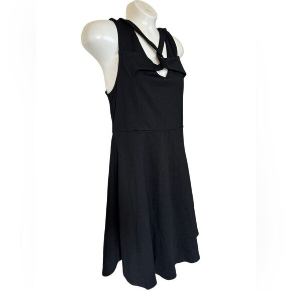 NWT MinkPink Cut Out Sweet Thing Mini Skater Dress - Picture 1 of 7